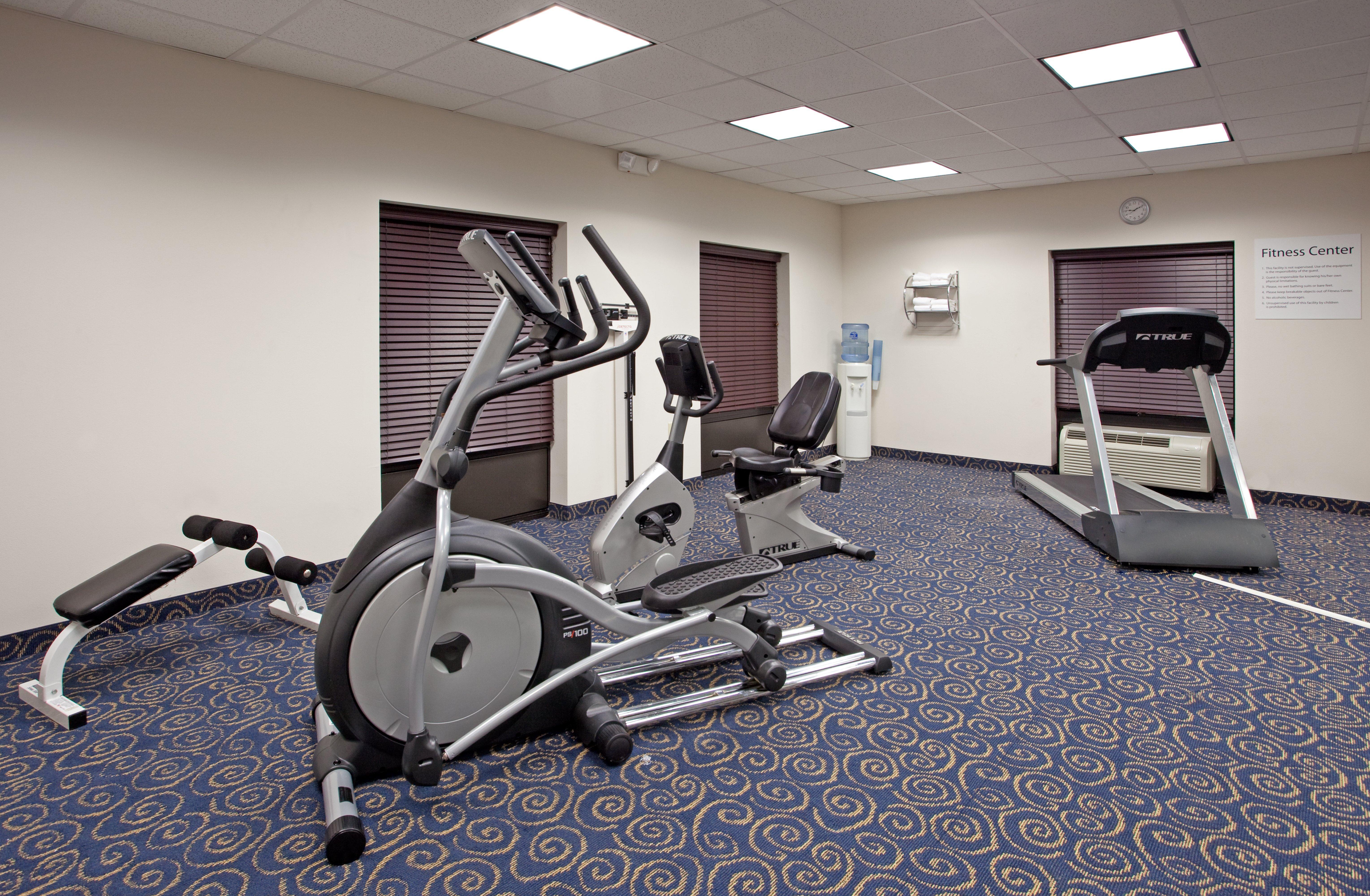 Holiday Inn Express Hotel & Suites Hope Mills-Fayetteville Airport By Ihg Exteriör bild