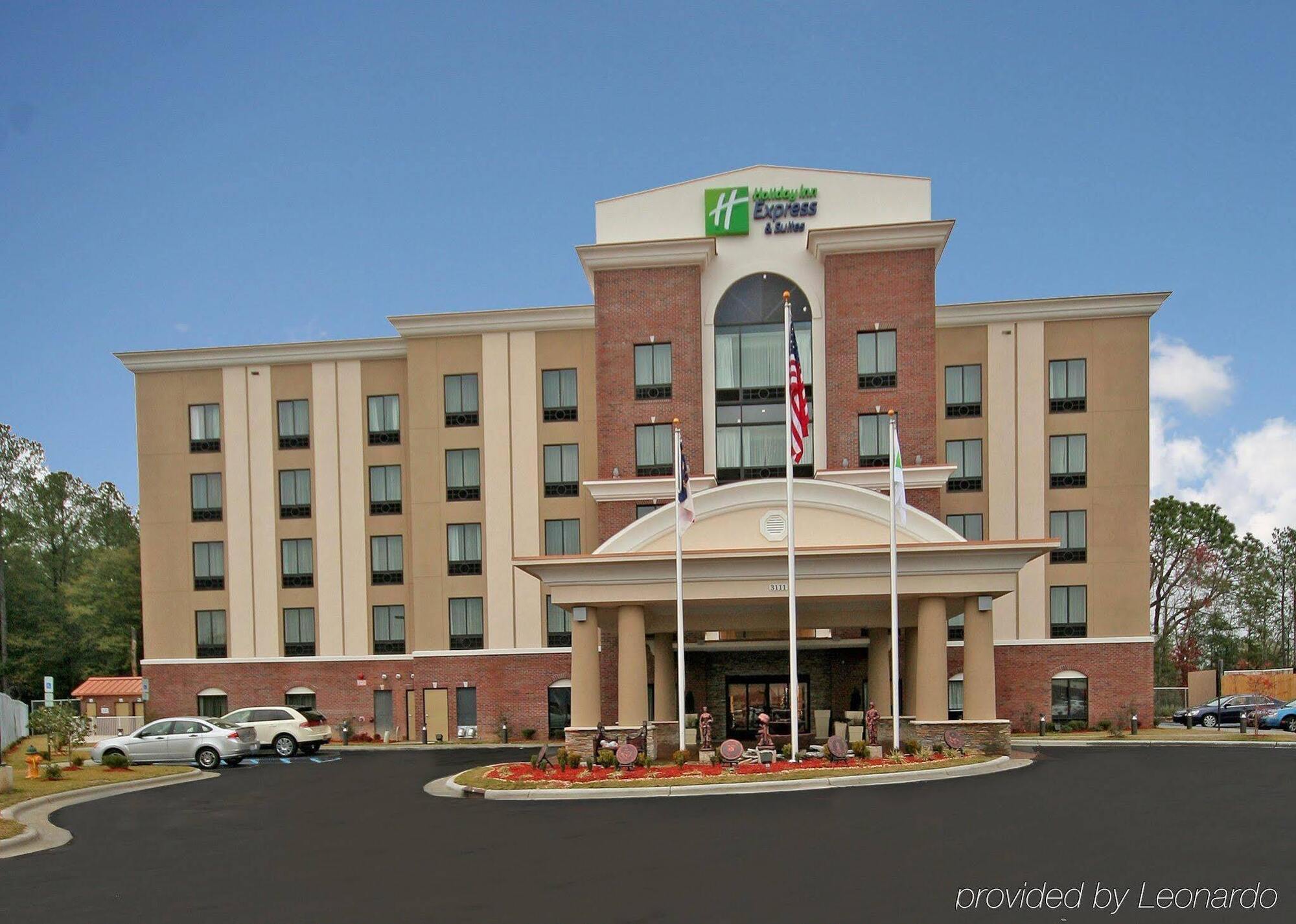 Holiday Inn Express Hotel & Suites Hope Mills-Fayetteville Airport By Ihg Exteriör bild